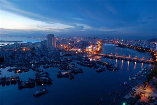 加盟香即福渔府火锅步骤是什么，香即福渔府火锅加盟开店赚钱吗